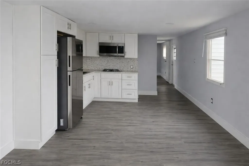 806 Homefolks Street North Fort Myers FL 33917