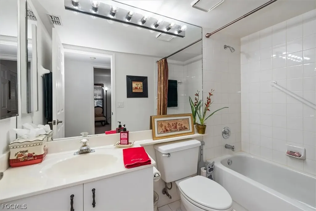 5825 Trailwinds Drive Fort Myers FL 33907