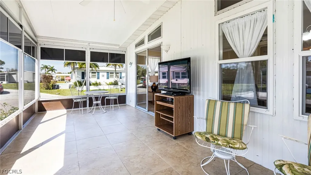 5634 Captain John Smith Loop North Fort Myers FL 33917