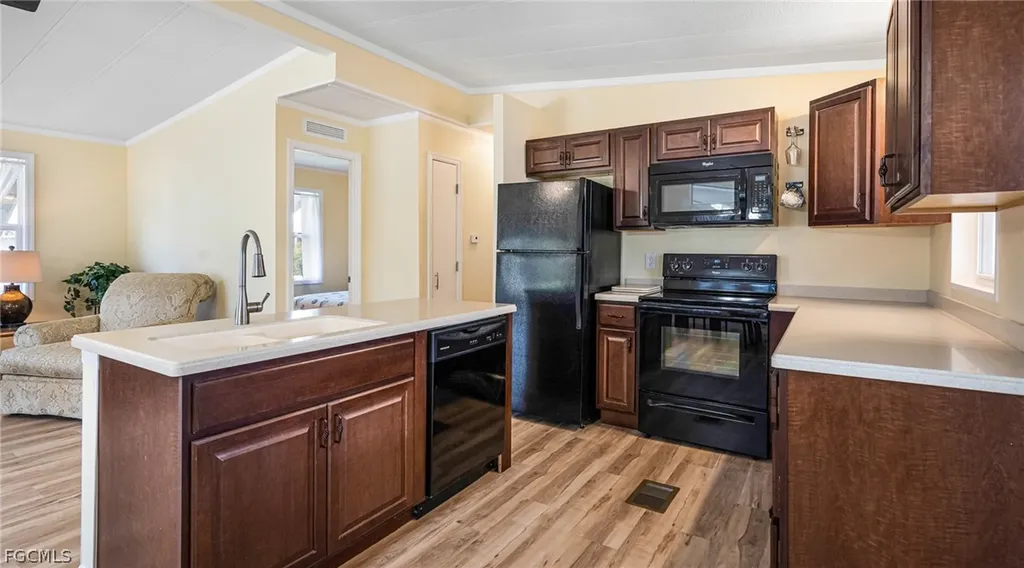 5634 Captain John Smith Loop North Fort Myers FL 33917