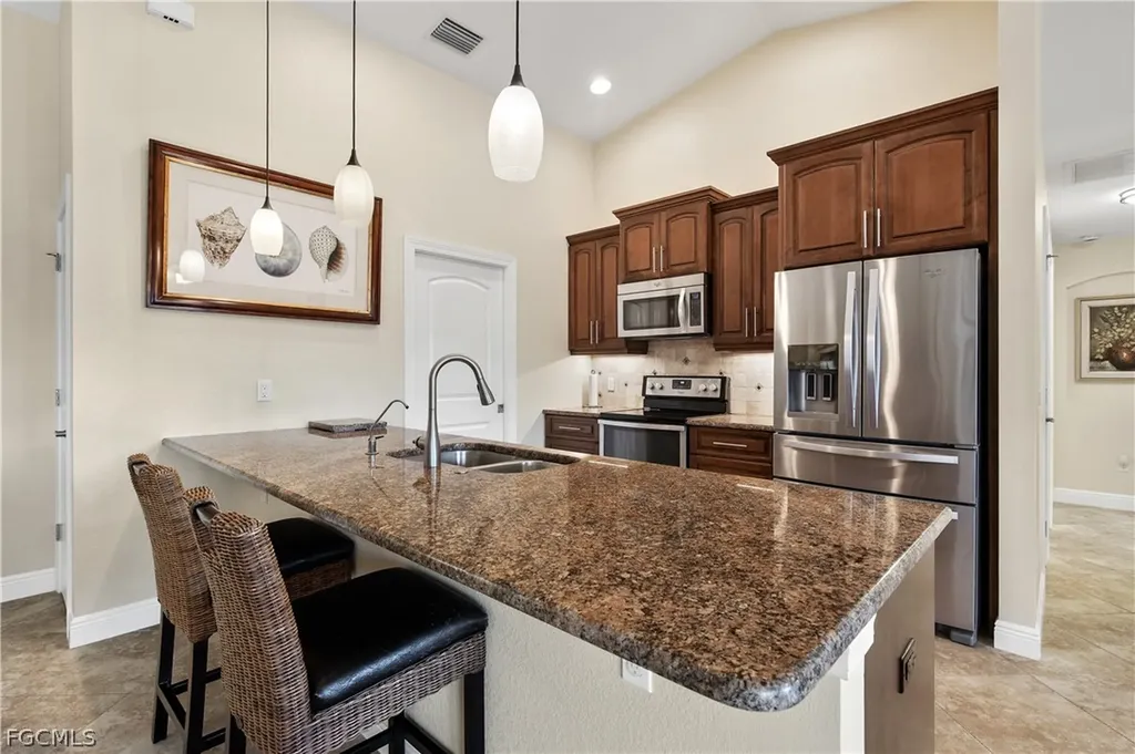 2818 SW 39th Street Cape Coral FL 33914
