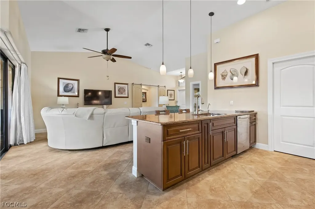 2818 SW 39th Street Cape Coral FL 33914