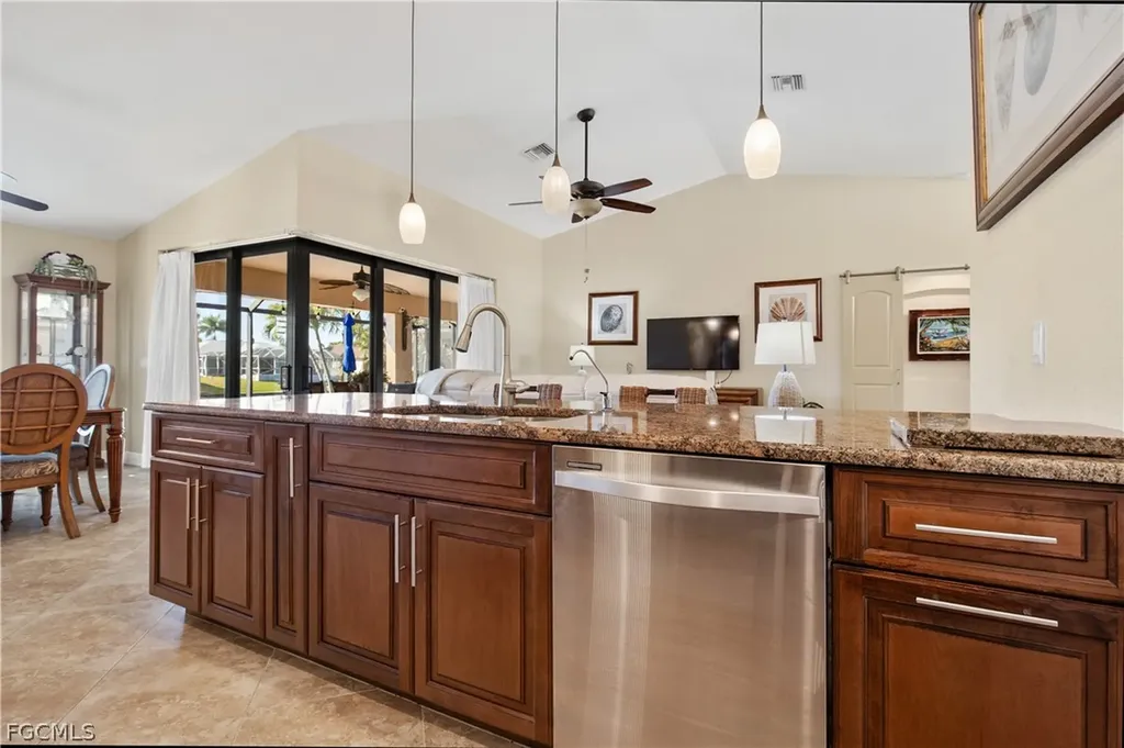 2818 SW 39th Street Cape Coral FL 33914