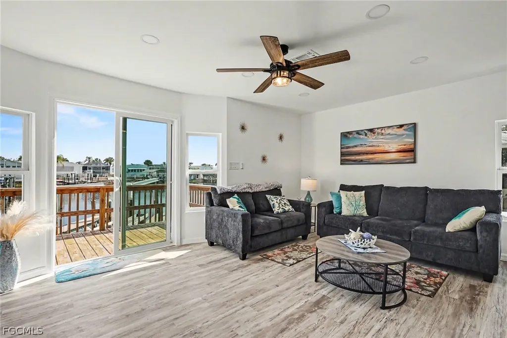 17521 Bryan Court Fort Myers Beach FL 33931