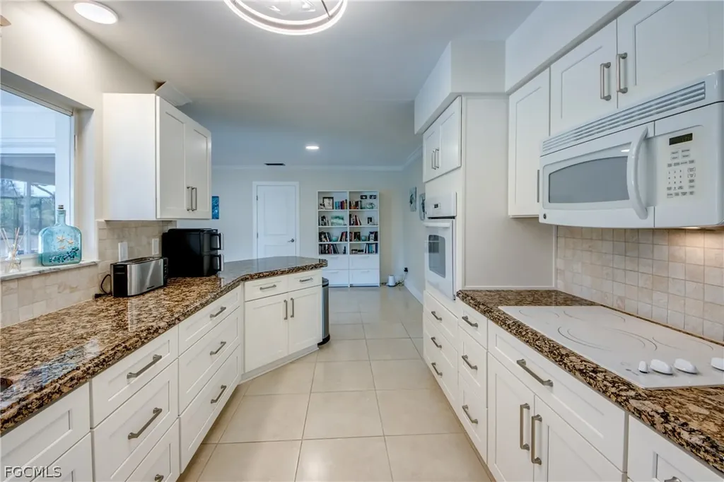 5966 SW 1st Court Cape Coral FL 33914