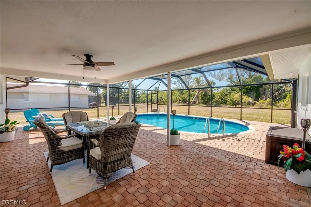 5966 SW 1st Court Cape Coral FL 33914