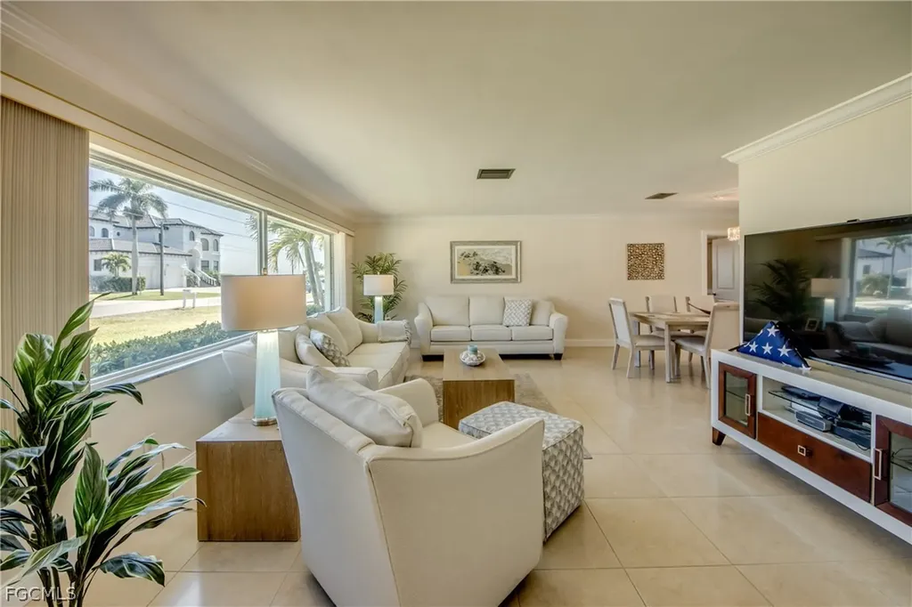 5966 SW 1st Court Cape Coral FL 33914
