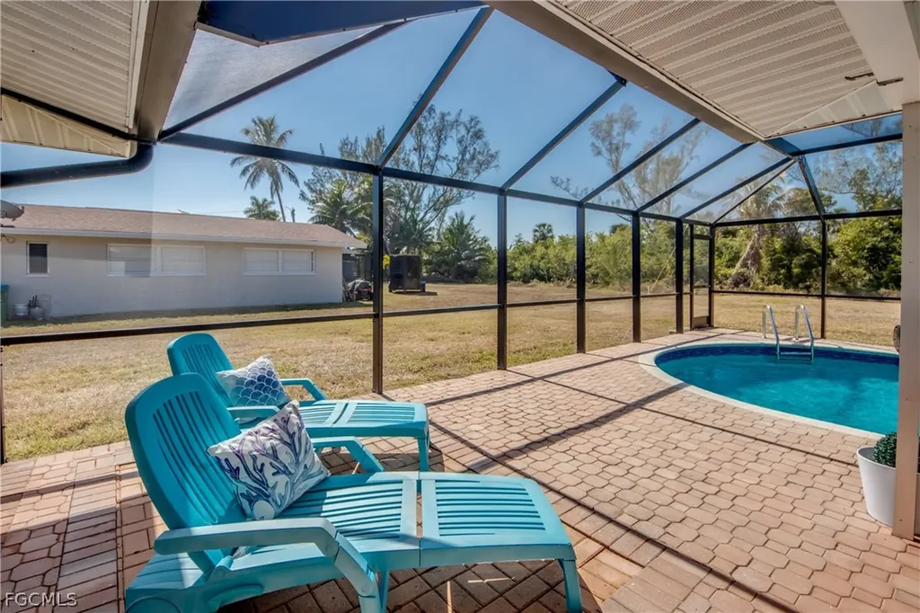 5966 SW 1st Court Cape Coral FL 33914