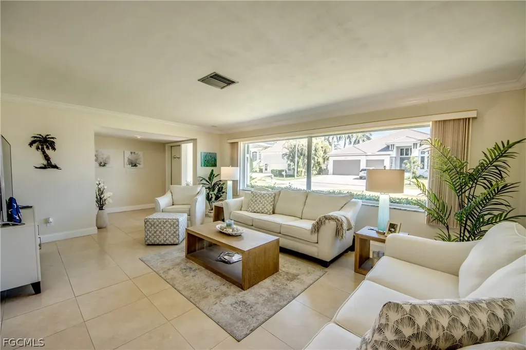 5966 SW 1st Court Cape Coral FL 33914