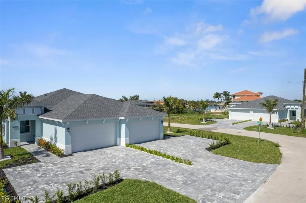 1107 SE 38th Street Cape Coral FL 33904