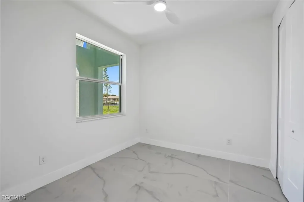 1105 SE 38th Street Cape Coral FL 33904