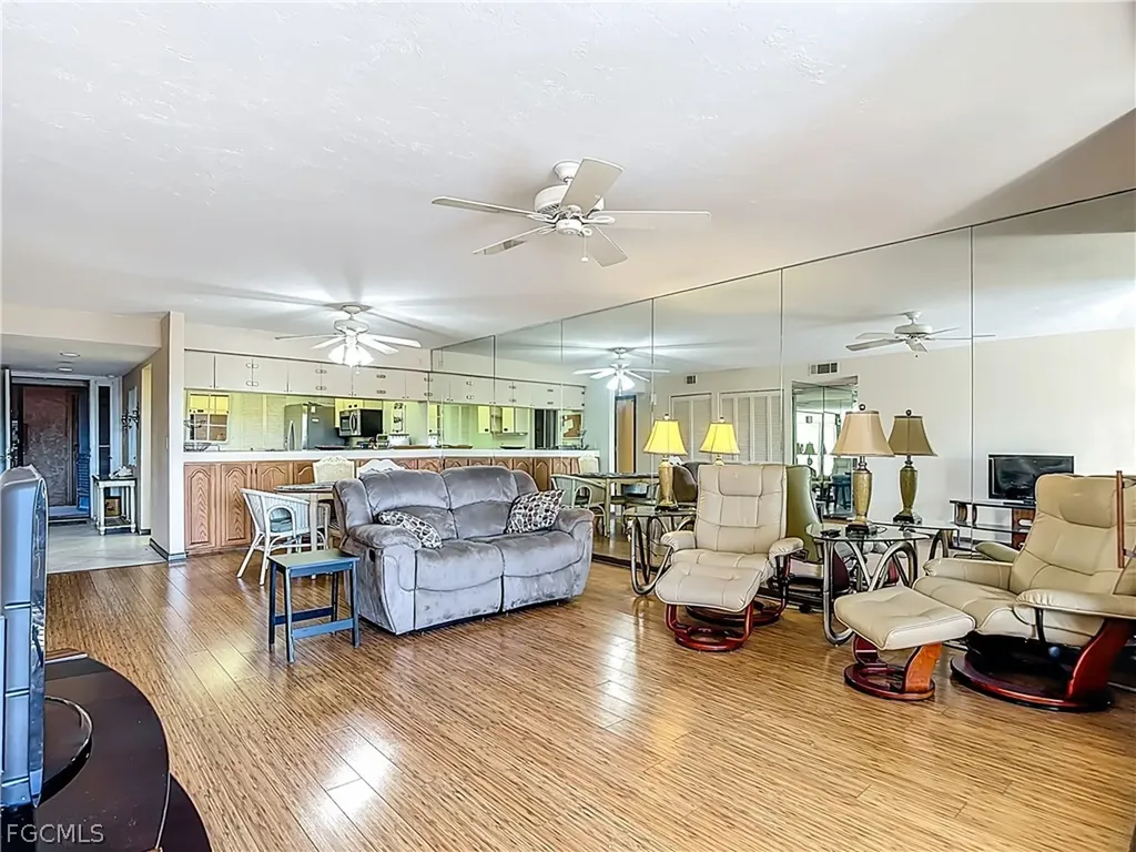 2067 W Lakeview Boulevard North Fort Myers FL 33903