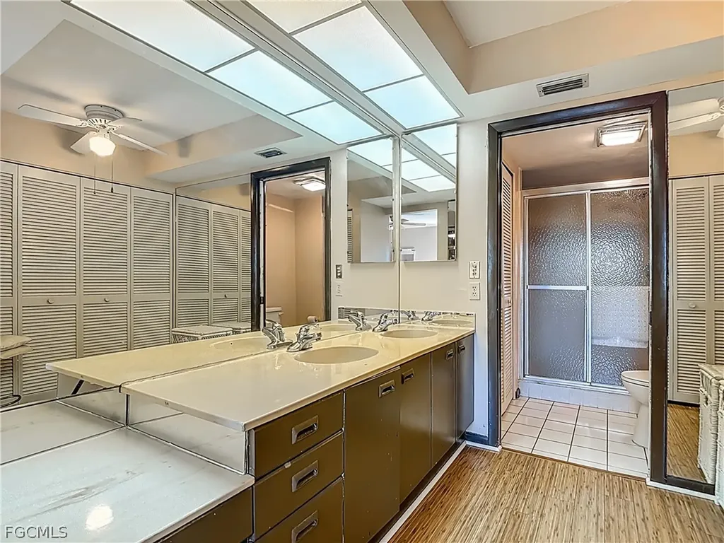 2067 W Lakeview Boulevard North Fort Myers FL 33903