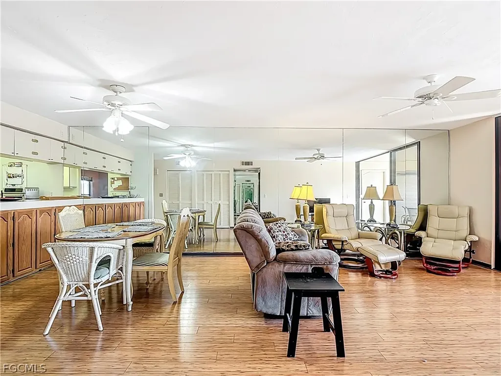 2067 W Lakeview Boulevard North Fort Myers FL 33903