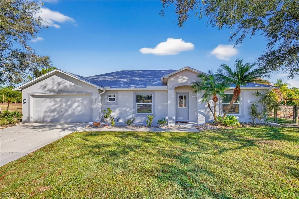 921 47th Avenue NE Naples FL 34120