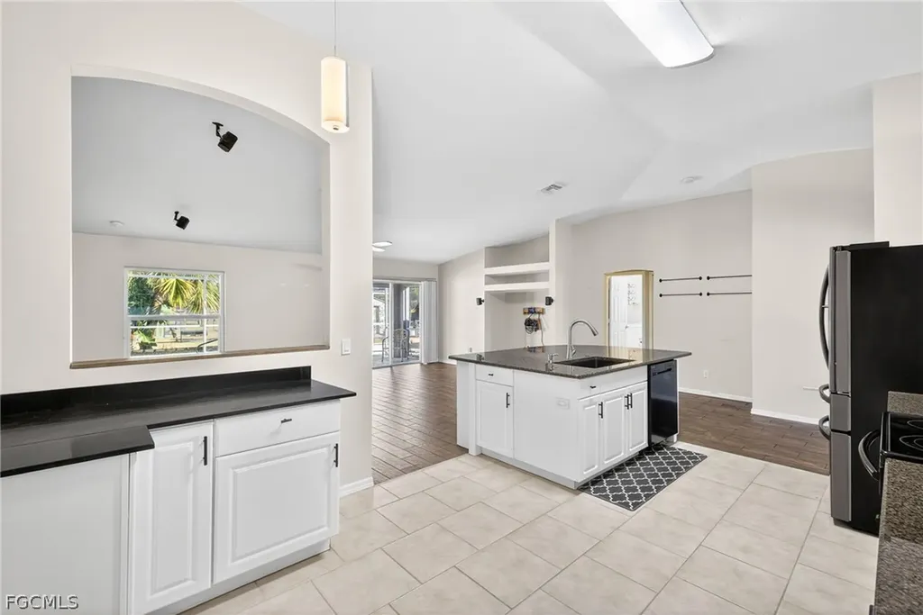 921 47th Avenue NE Naples FL 34120