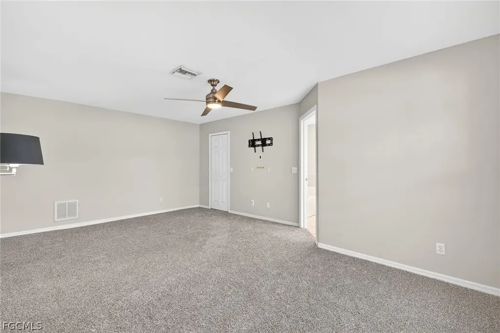 921 47th Avenue NE Naples FL 34120