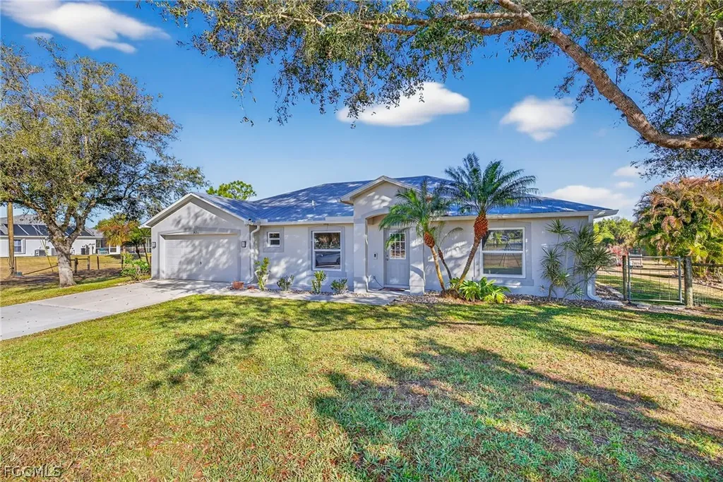 921 47th Avenue NE Naples FL 34120