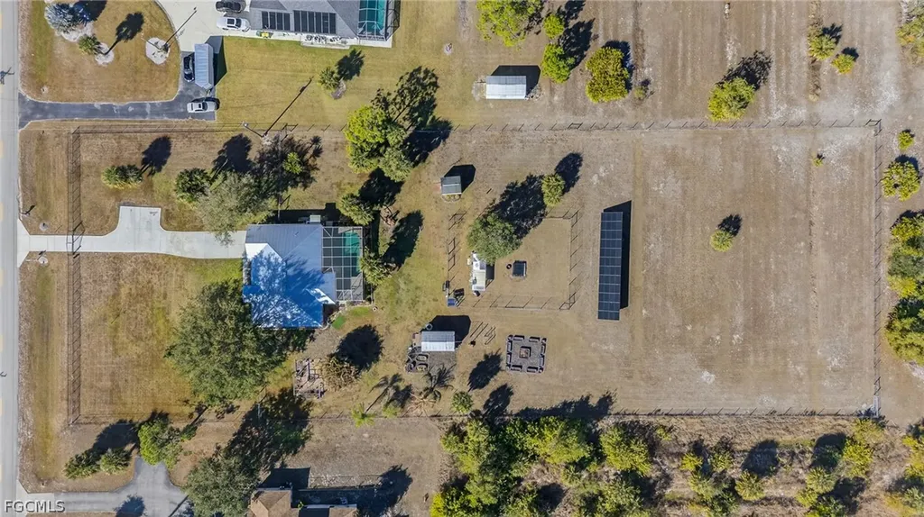 921 47th Avenue NE Naples FL 34120