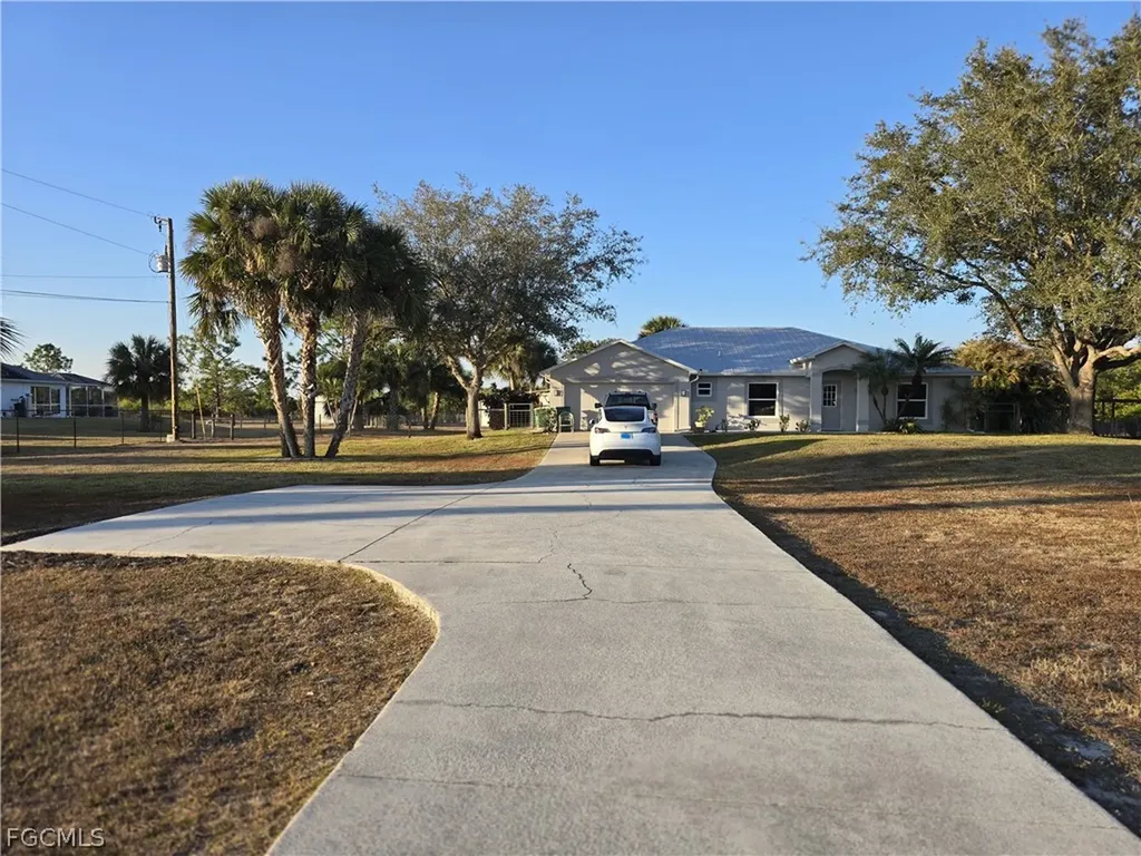 921 47th Avenue NE Naples FL 34120