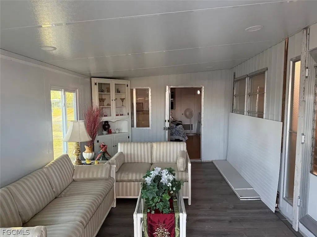 123 Flame Lane North Fort Myers FL 33917