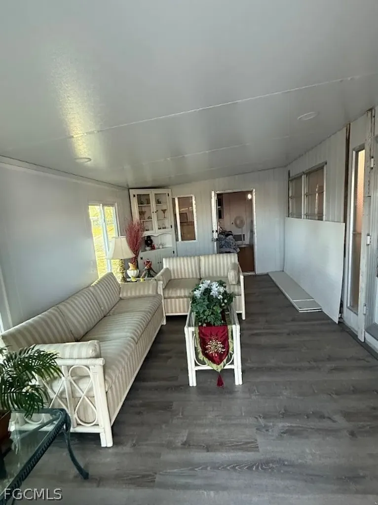 123 Flame Lane North Fort Myers FL 33917