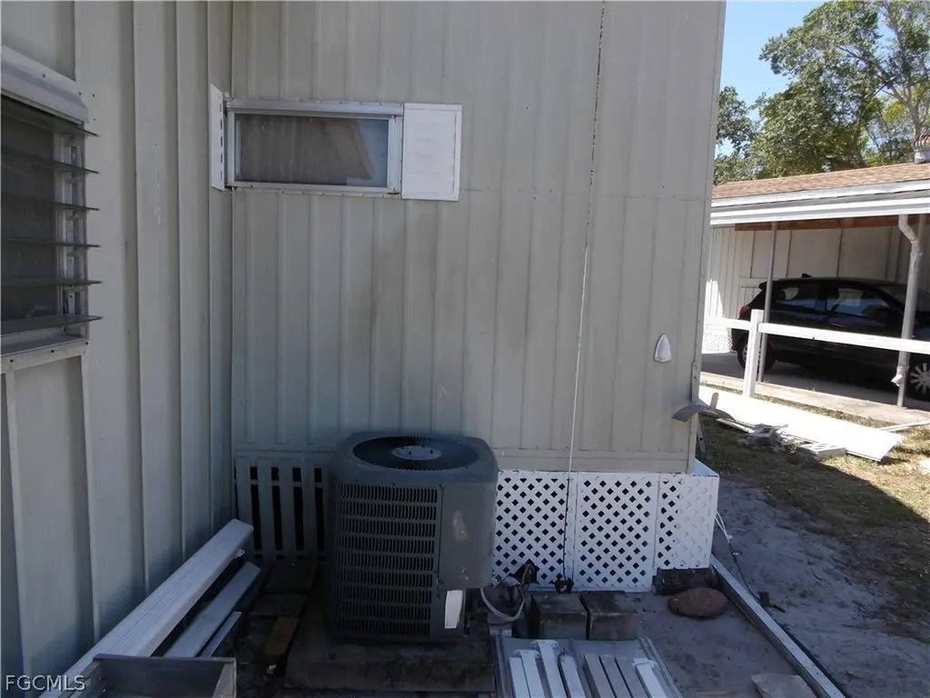 123 Flame Lane North Fort Myers FL 33917