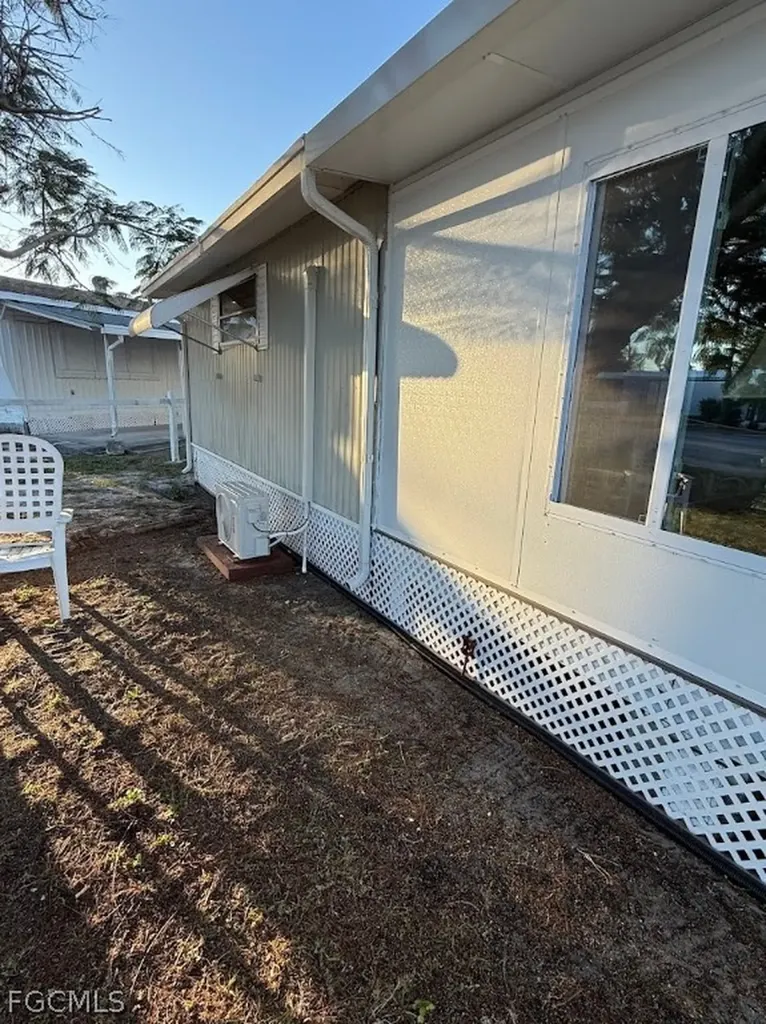 123 Flame Lane North Fort Myers FL 33917