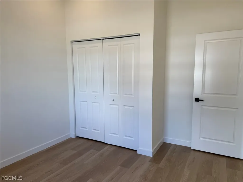 542/544 SE 6th Terrace Cape Coral FL 33990