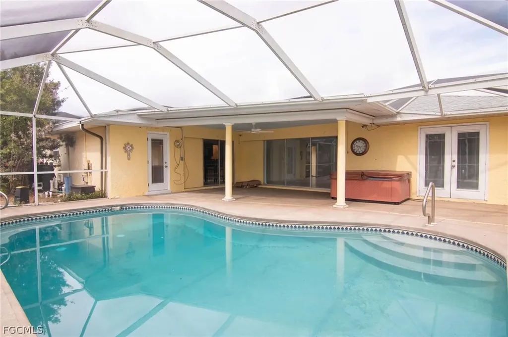 604 SW 20th Terrace Cape Coral FL 33991
