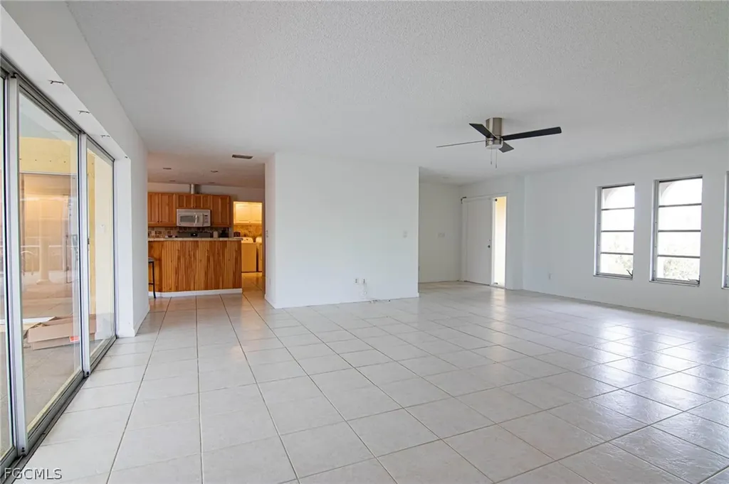 604 SW 20th Terrace Cape Coral FL 33991