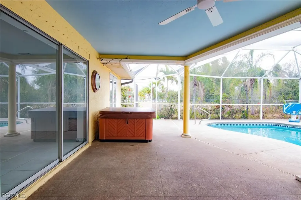 604 SW 20th Terrace Cape Coral FL 33991