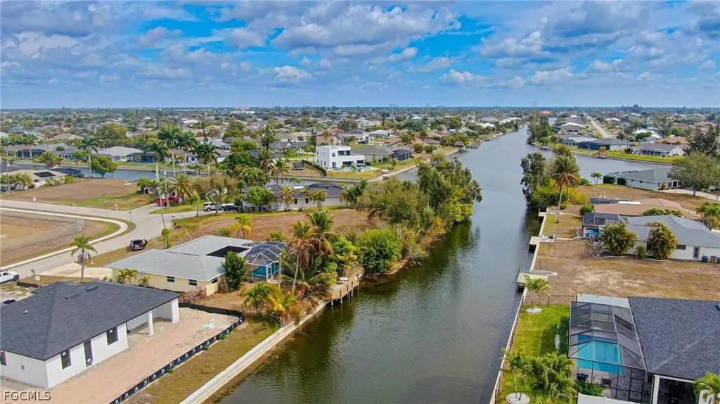 604 SW 20th Terrace Cape Coral FL 33991