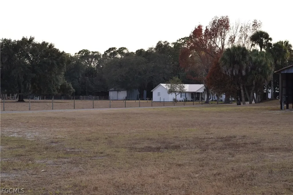 3790 Goggin Road Alva FL 33920