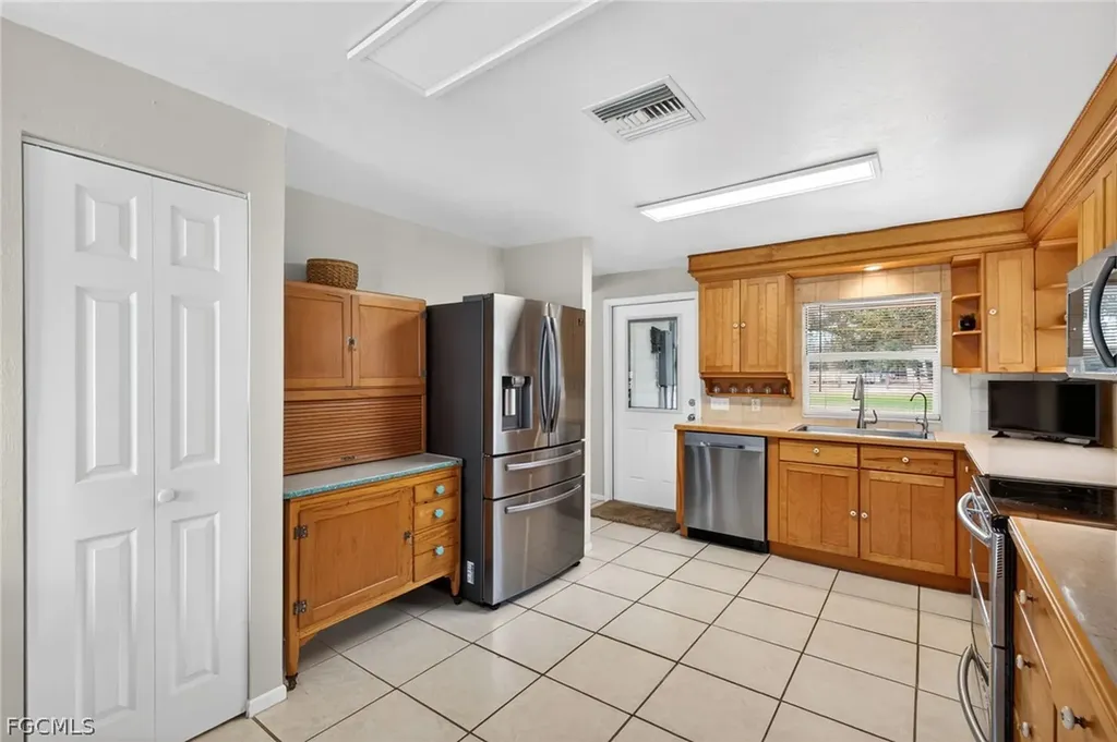 3790 Goggin Road Alva FL 33920