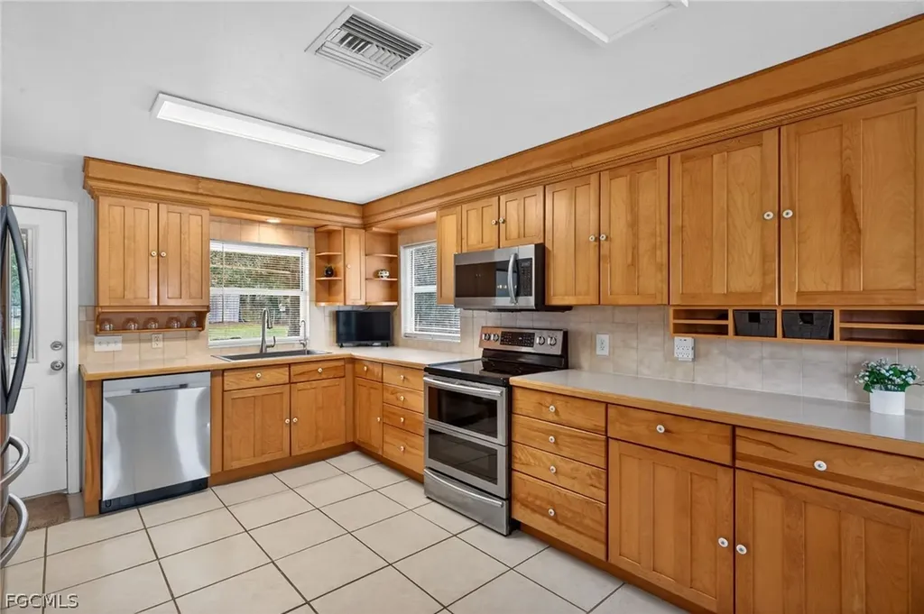 3790 Goggin Road Alva FL 33920