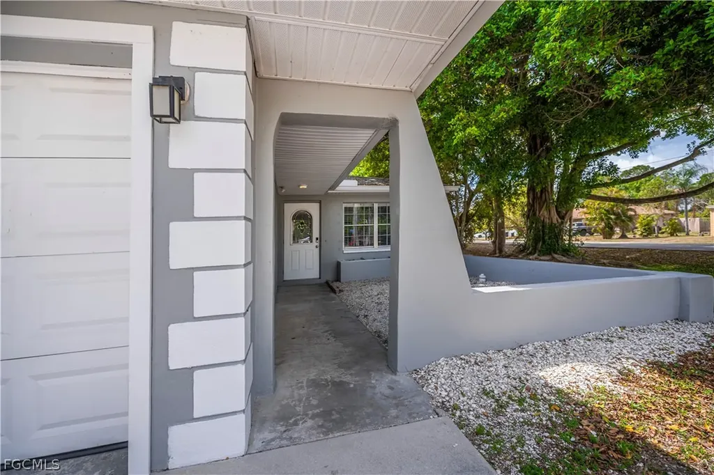 13201 Fourth Street Fort Myers FL 33905