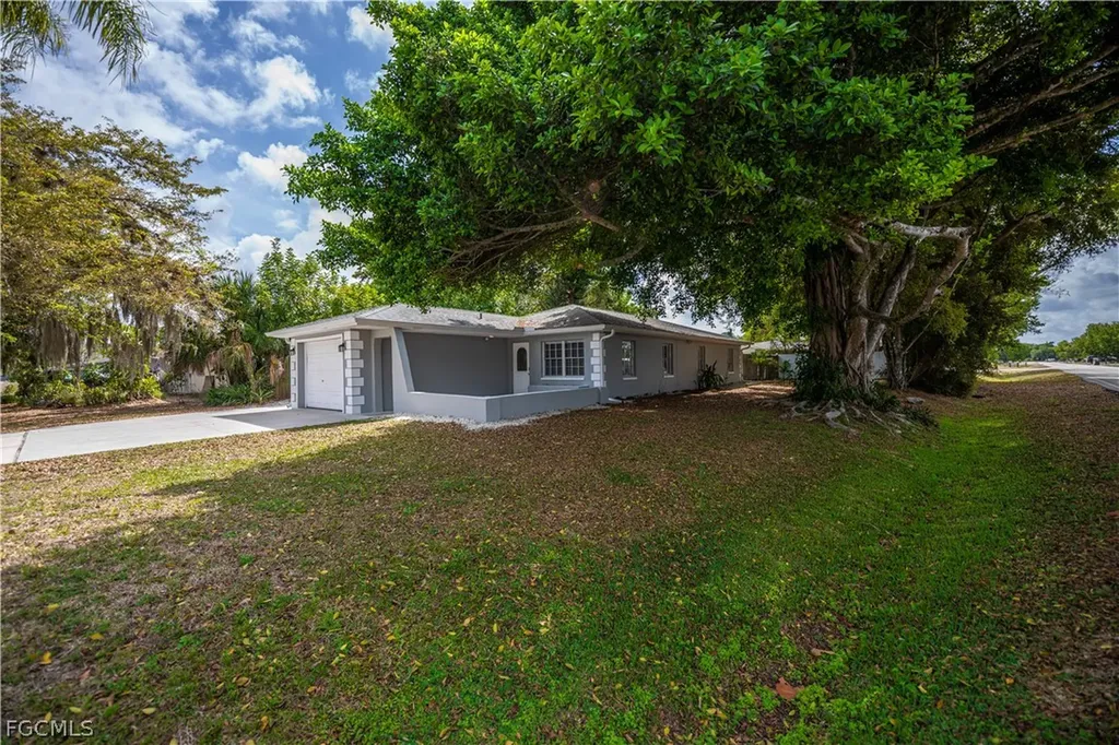 13201 Fourth Street Fort Myers FL 33905