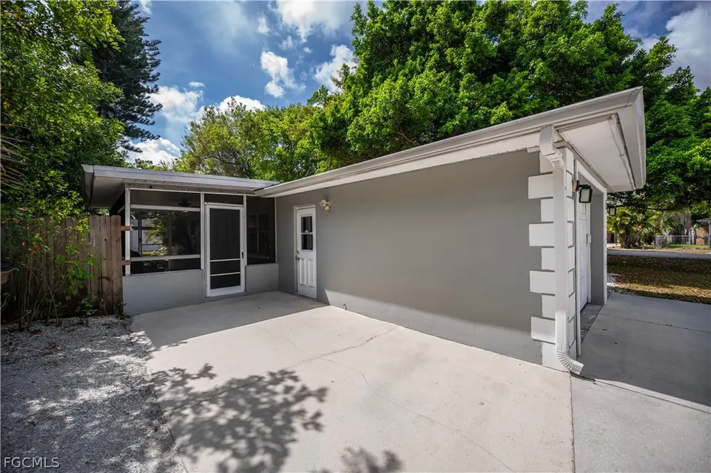 13201 Fourth Street Fort Myers FL 33905