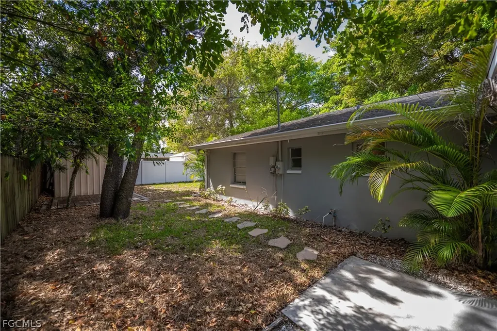 13201 Fourth Street Fort Myers FL 33905