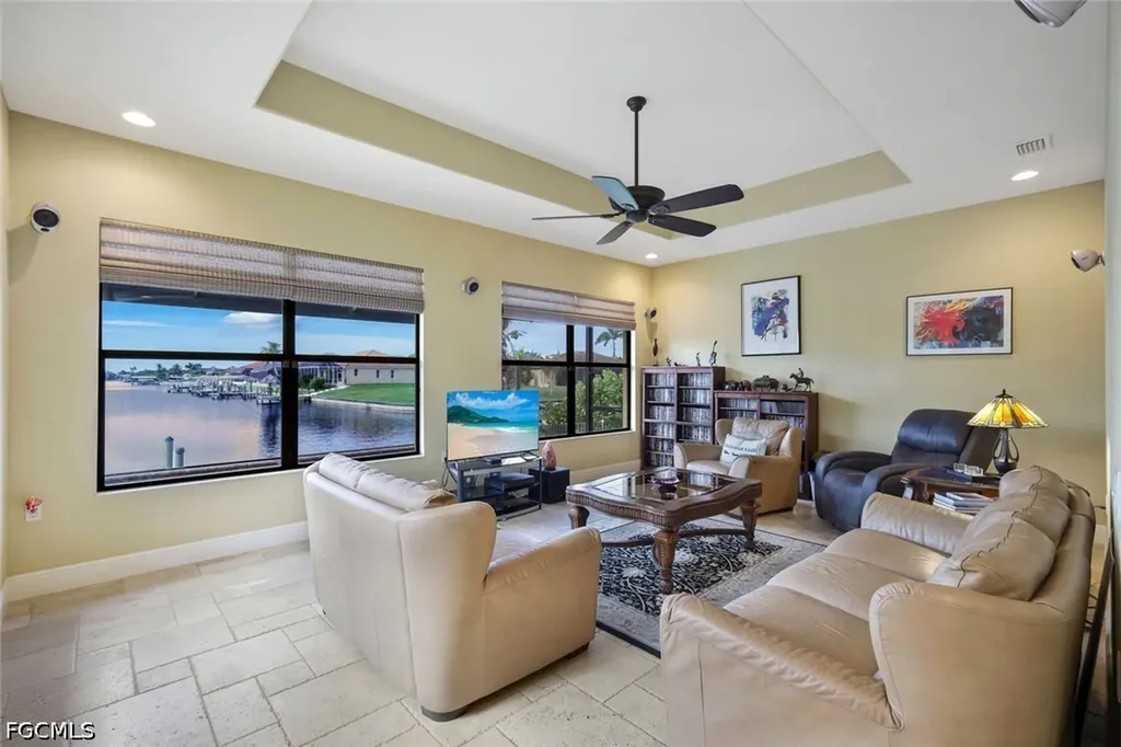 2724 Gleason Parkway Cape Coral FL 33914