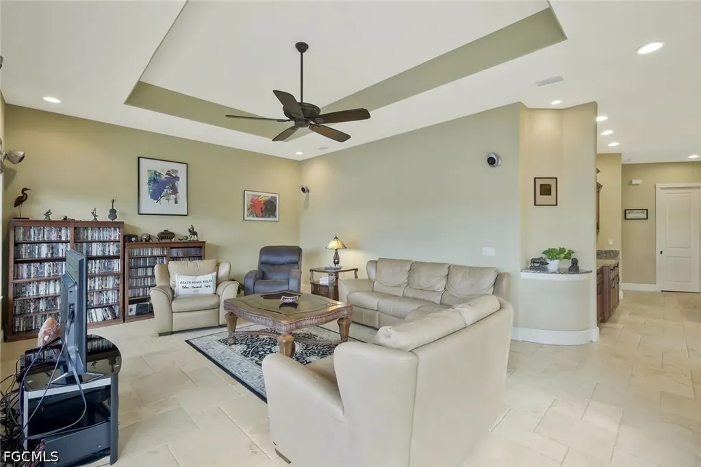 2724 Gleason Parkway Cape Coral FL 33914