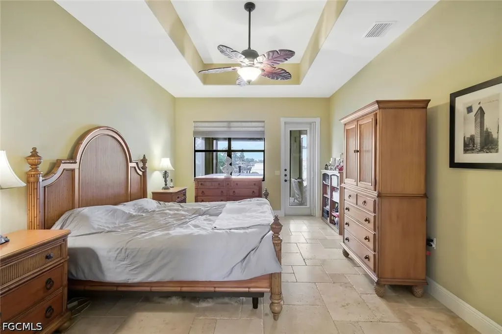 2724 Gleason Parkway Cape Coral FL 33914
