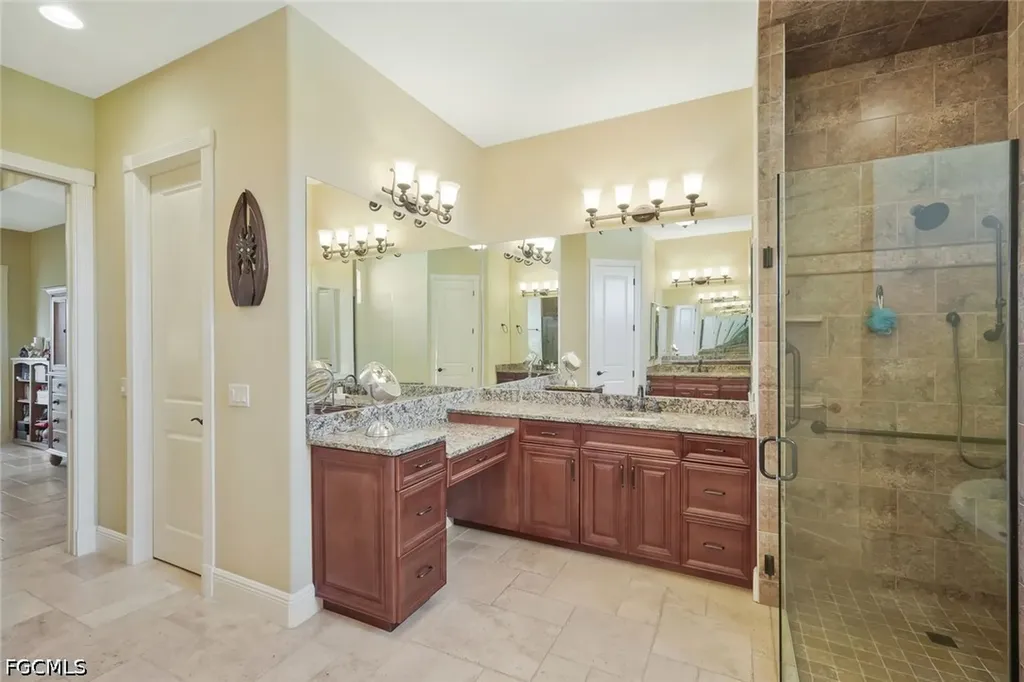 2724 Gleason Parkway Cape Coral FL 33914