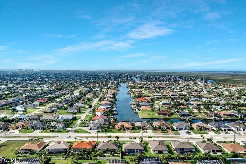 2724 Gleason Parkway Cape Coral FL 33914