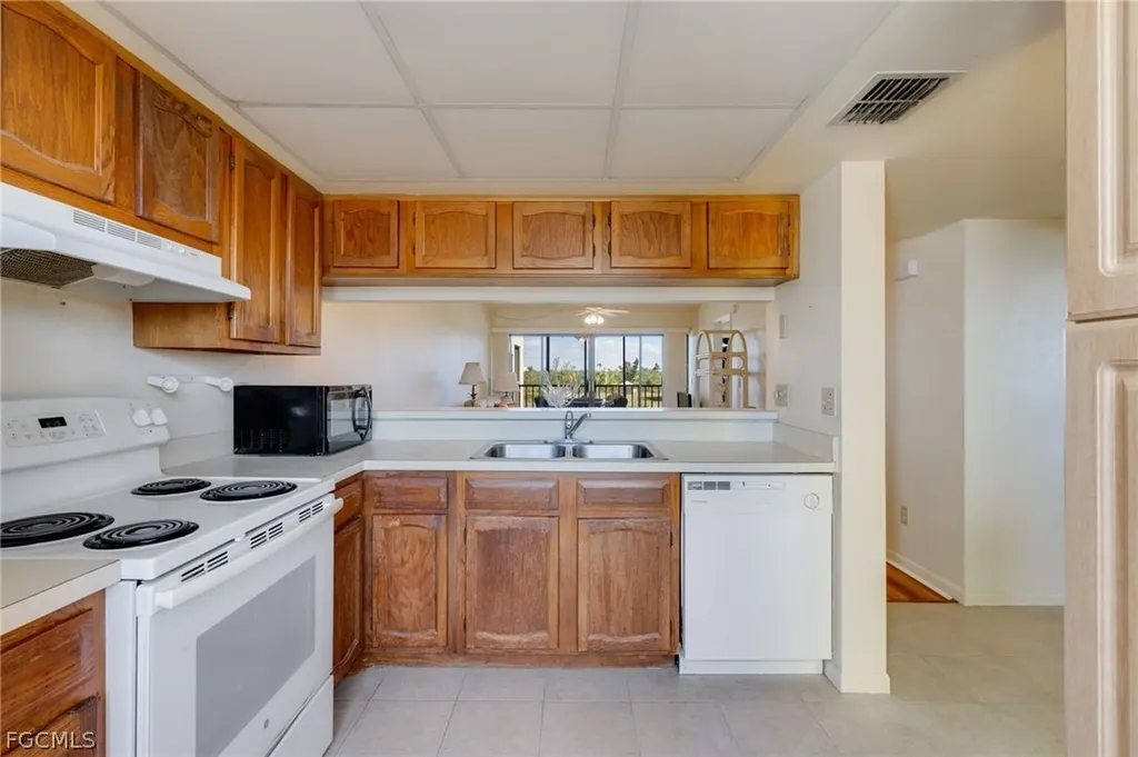 21490 Bay Village Drive Fort Myers Beach FL 33931