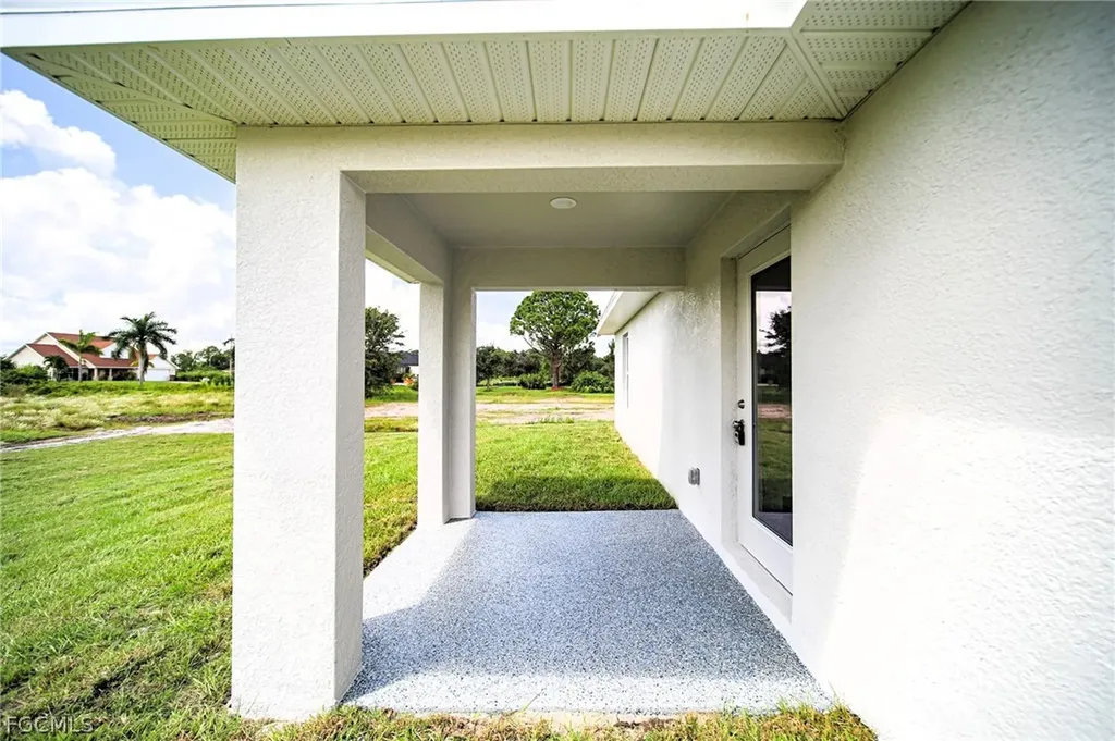 814 Gaylord Avenue S Lehigh Acres FL 33974