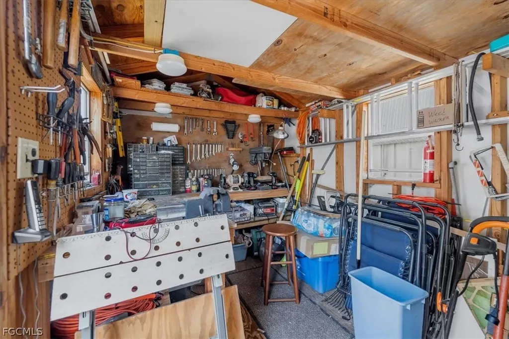 108 Coachlight Lane North Fort Myers FL 33917