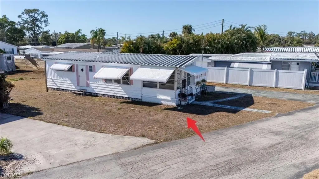 108 Coachlight Lane North Fort Myers FL 33917