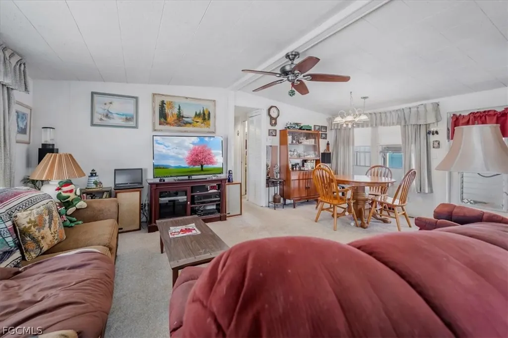 108 Coachlight Lane North Fort Myers FL 33917